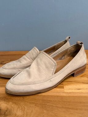 Susina Tan Leather Pointed Toe Loafers - Size 5.5
